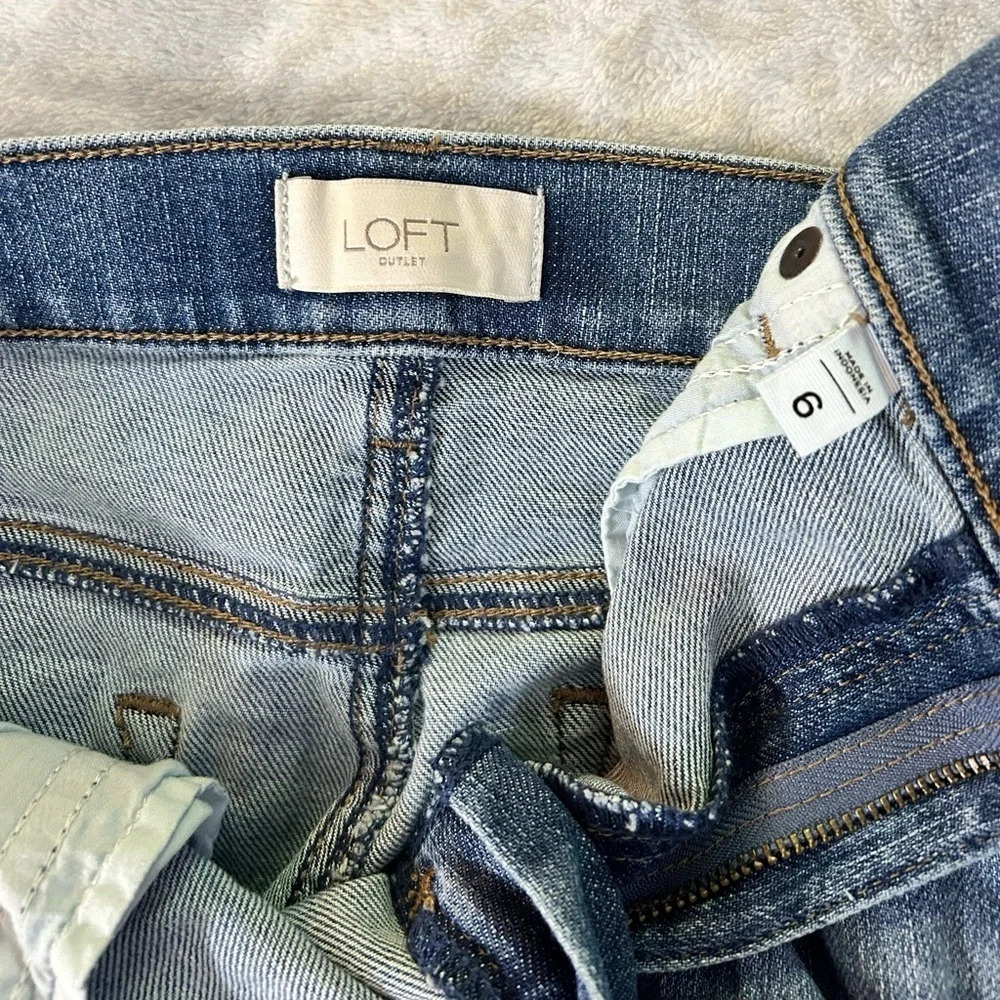 Loft Outlet Frayed Hem Jean Shorts - Picture 4 of 4